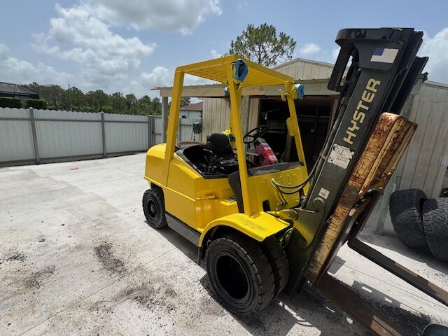 (2)Hyster H80XM 8000Lbs Forklift