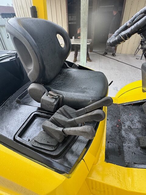 (2)Hyster H80XM 8000Lbs Forklift